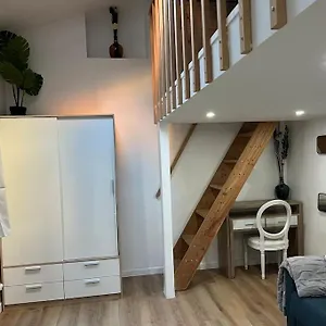  Appartamento : Charmant 2 Pièces Au Calme