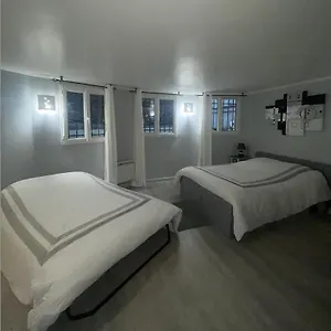 Apartamento Beau Meuble 2min Du Moulin Rouge, Paris