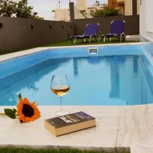 https://ezith-luxury-apartments.rethymnohotels.net